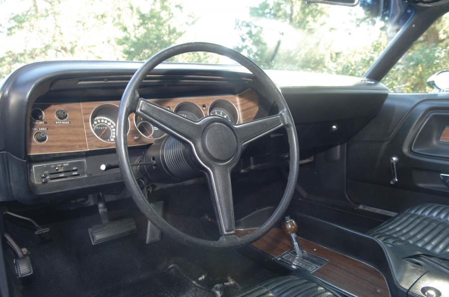  Plymouth Hemi Challenger R-T Hardtop Coupe 1970 года  (фото 7 из 9)